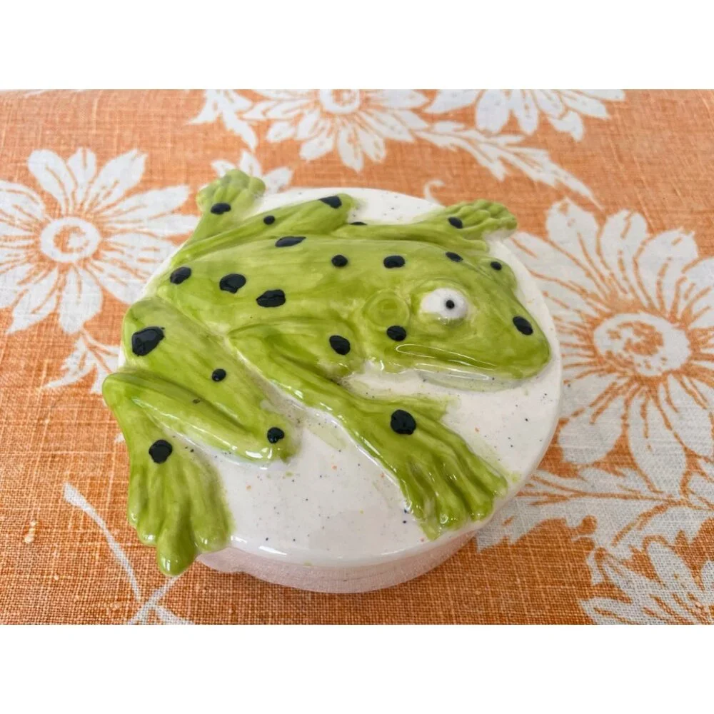 Vintage 1970s Retro Ceramic Frog Trinket Box With Lid - Picture 1 of 11